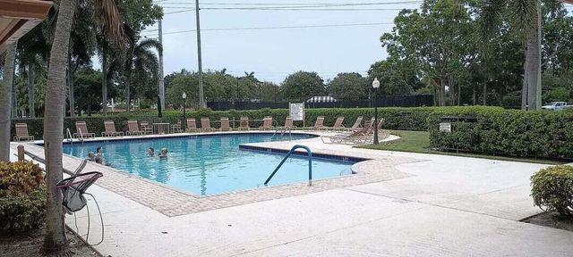 2811 Village Boulevard 101, West Palm Beach, FL 33409