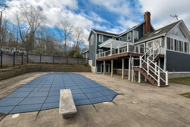 33 Walnut Tree Hill Road, Shelton, CT 06484