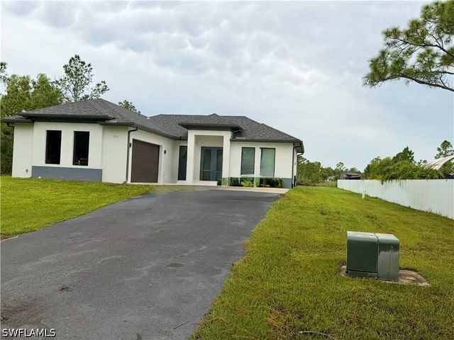3612 31st AVE NE, Naples, FL 34120