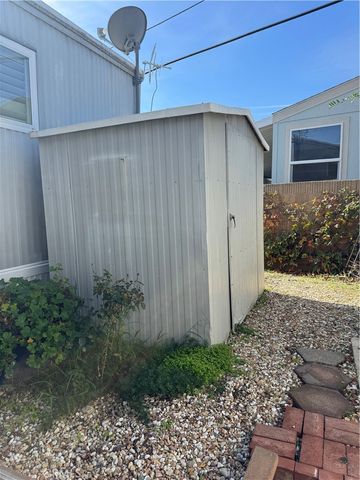 301 E Foothill 063, Pomona, CA 91767