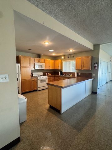 301 E Foothill 063, Pomona, CA 91767