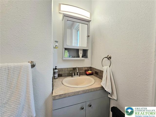 835 West Berwick Street, Easton, PA 18042