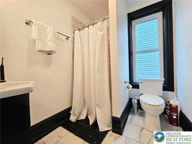 835 West Berwick Street, Easton, PA 18042