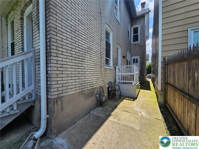 835 West Berwick Street, Easton, PA 18042