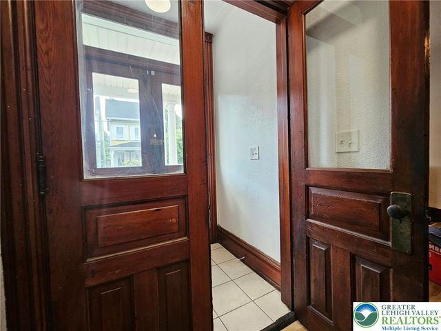 835 West Berwick Street, Easton, PA 18042