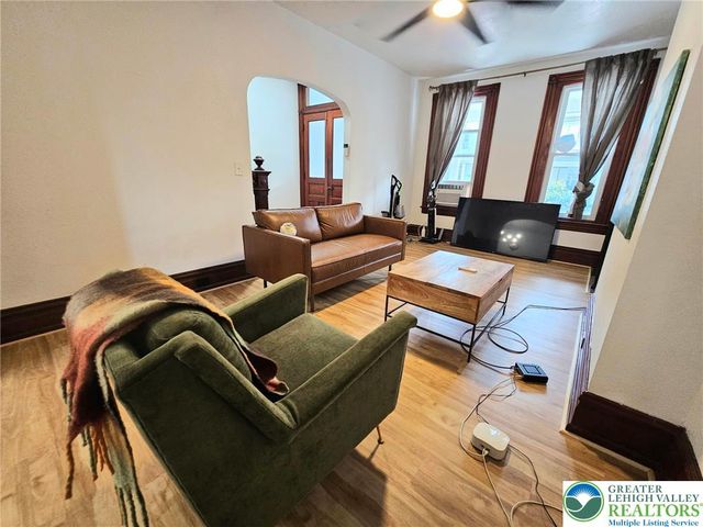 835 West Berwick Street, Easton, PA 18042