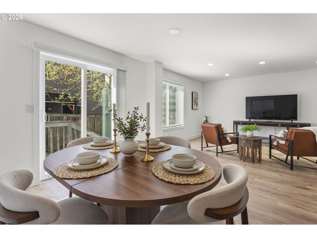 423 Nw 153RD St, Vancouver, WA 98685