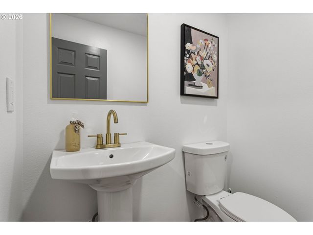 423 Nw 153RD St, Vancouver, WA 98685