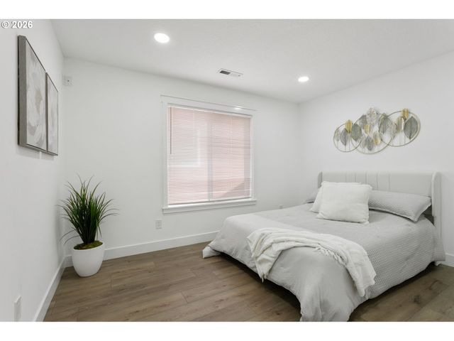 423 Nw 153RD St, Vancouver, WA 98685