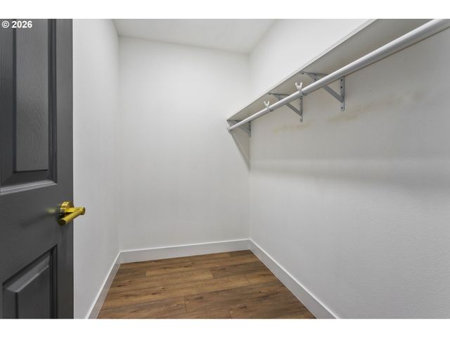 423 Nw 153RD St, Vancouver, WA 98685