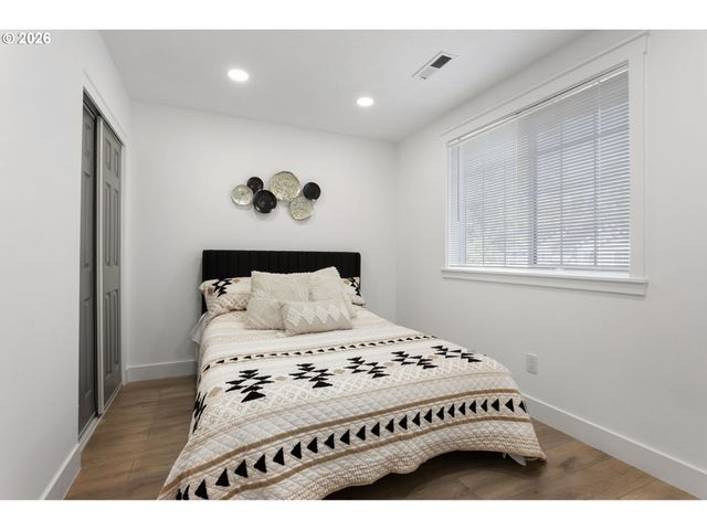 423 Nw 153RD St, Vancouver, WA 98685