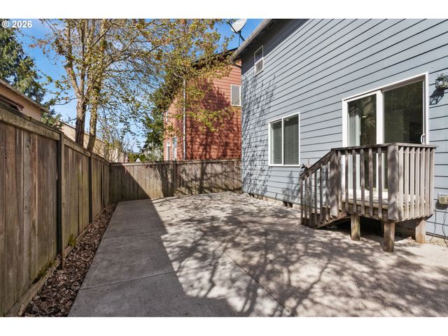 423 Nw 153RD St, Vancouver, WA 98685