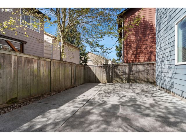 423 Nw 153RD St, Vancouver, WA 98685