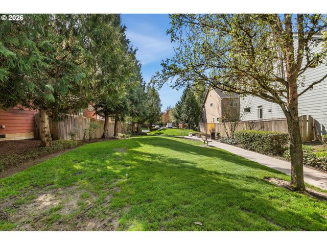 423 Nw 153RD St, Vancouver, WA 98685