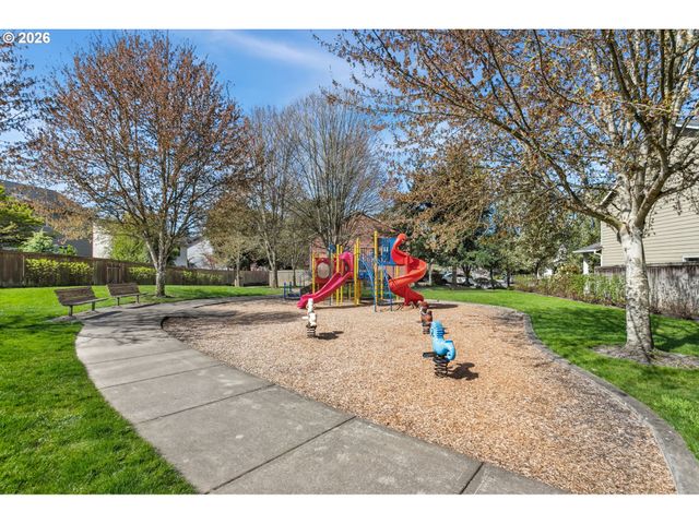 423 Nw 153RD St, Vancouver, WA 98685