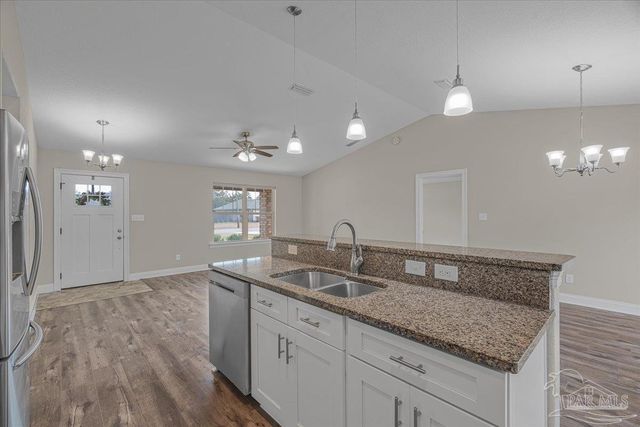 1847 Hondo Trl, Gulf Breeze, FL 32563