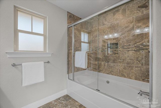 1847 Hondo Trl, Gulf Breeze, FL 32563