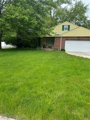 4475 Monticello Boulevard, South Euclid, OH 44143