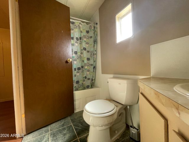 106 E LYNN Way, Queen Valley, AZ 85118