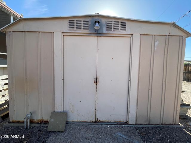 106 E LYNN Way, Queen Valley, AZ 85118