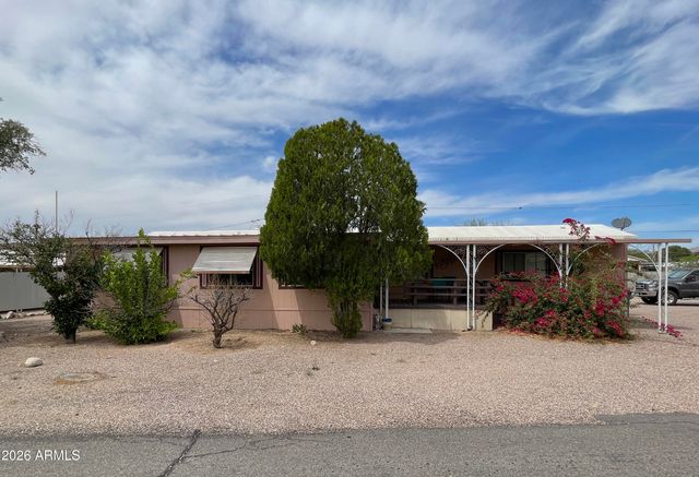 106 E LYNN Way, Queen Valley, AZ 85118