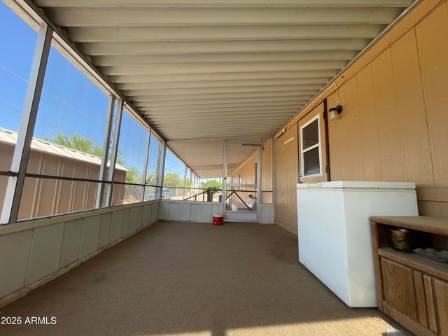 106 E LYNN Way, Queen Valley, AZ 85118