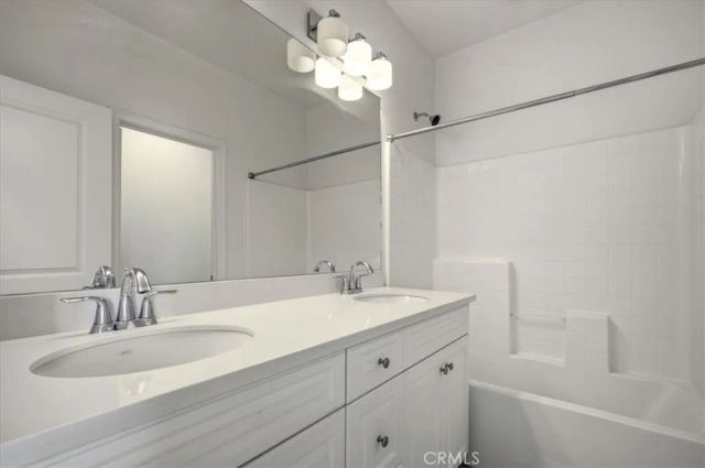 2880 E Via Fiano, Ontario, CA 91764