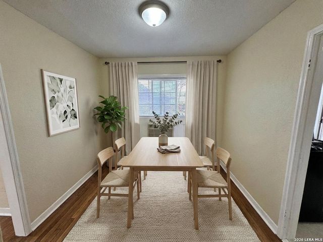 355 Claremont Ave Apt F, San Antonio, TX 78209