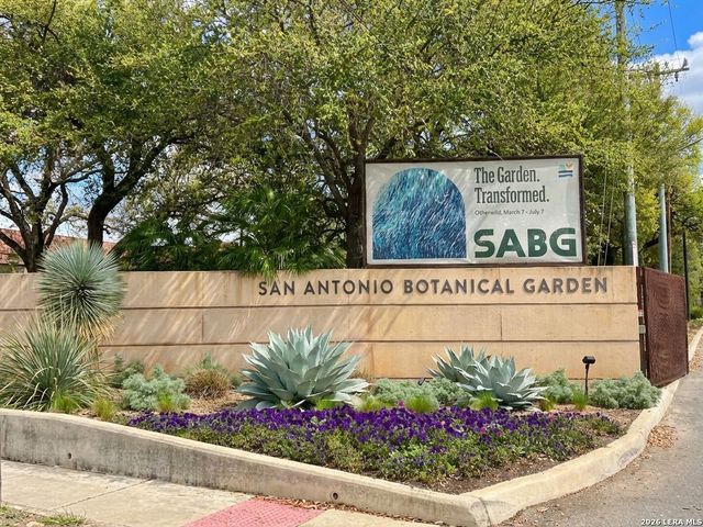 355 Claremont Ave Apt F, San Antonio, TX 78209