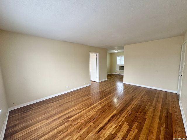 355 Claremont Ave Apt F, San Antonio, TX 78209