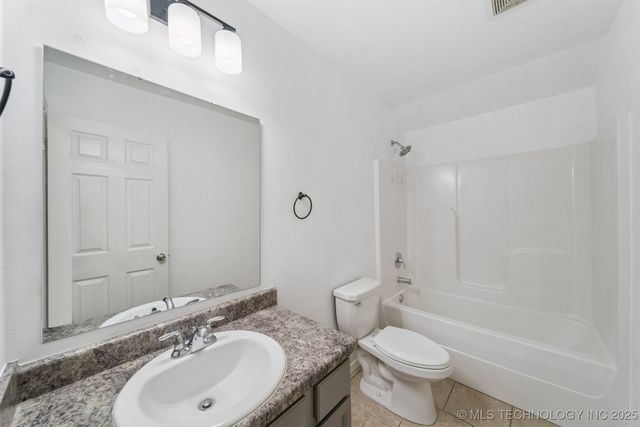 2601 W Glendale Street, Broken Arrow, OK 74011