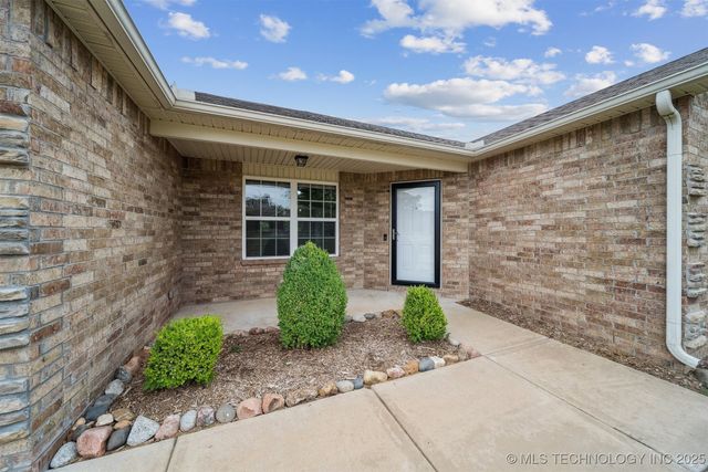 2601 W Glendale Street, Broken Arrow, OK 74011