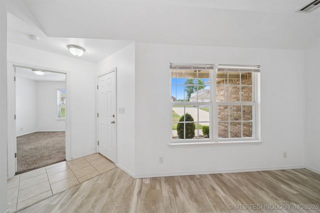 2601 W Glendale Street, Broken Arrow, OK 74011