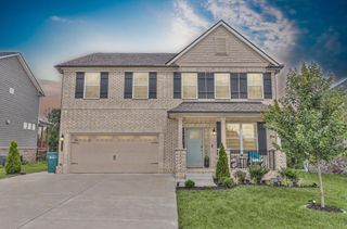 2064 Hedgelawn Dr, Lebanon, TN 37090