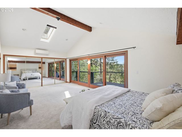 2804 ARLINE Way, Eugene, OR 97403