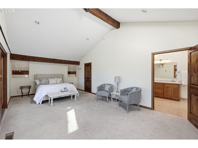 2804 ARLINE Way, Eugene, OR 97403