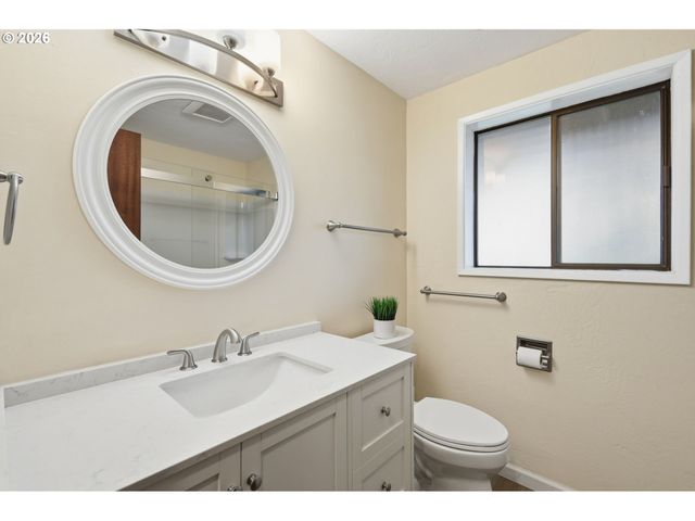 2804 ARLINE Way, Eugene, OR 97403