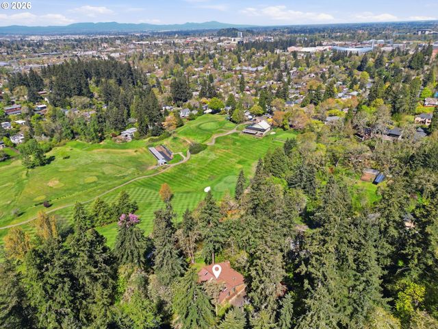 2804 ARLINE Way, Eugene, OR 97403