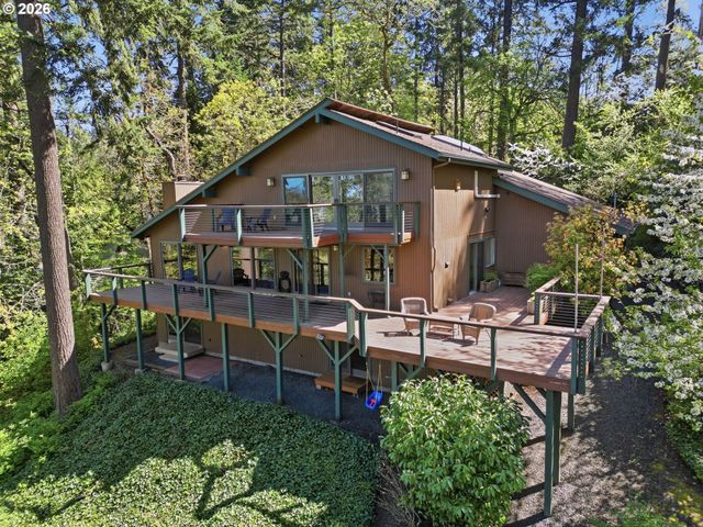 2804 ARLINE Way, Eugene, OR 97403