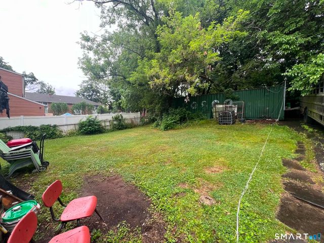 24 Lasalle Court, New Britain, CT 06051