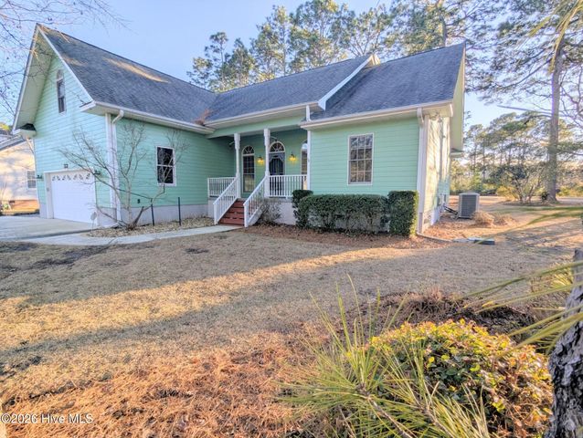 53 Country Club Drive SW, South Brunswick, NC 28470