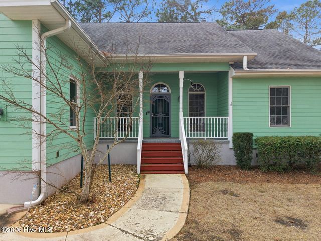 53 Country Club Drive SW, South Brunswick, NC 28470