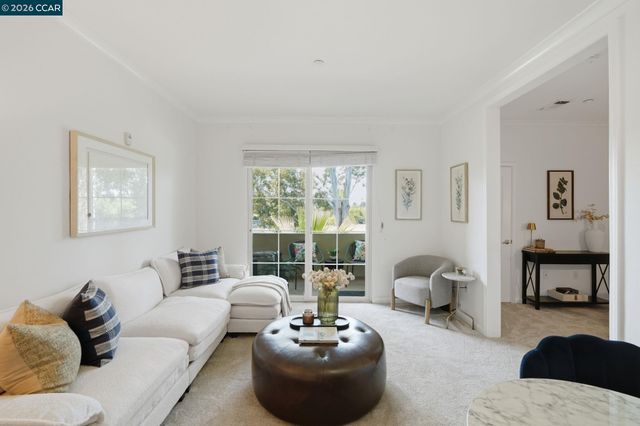 1315 Alma Ave 323, Walnut Creek, CA 94596
