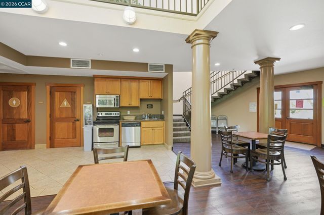 1315 Alma Ave 323, Walnut Creek, CA 94596