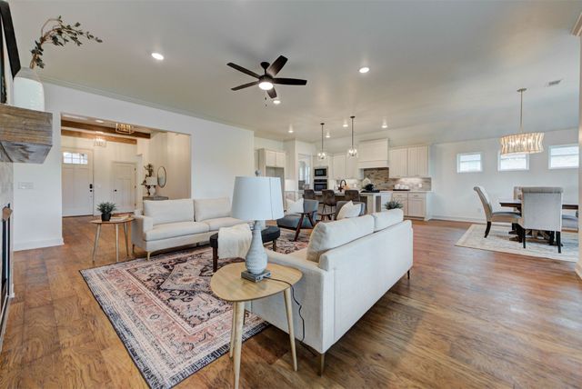 1800 N 72nd Street, Broken Arrow, OK 74014