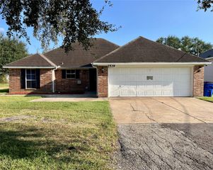 1539 Hillebrandt Road, Beaumont, TX 77705