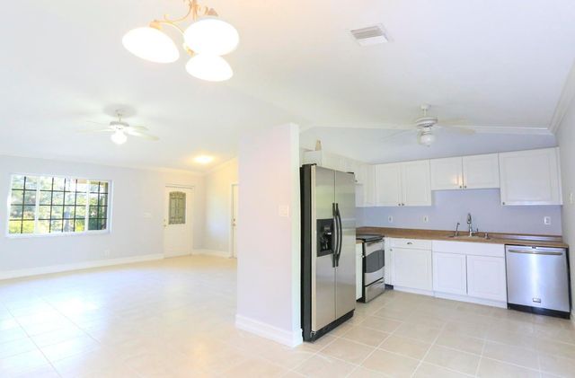 17727 76th Street N, Loxahatchee, FL 33470