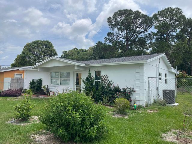 294 Springfield Drive, West Palm Beach, FL 33415