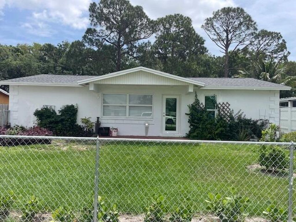 294 Springfield Drive, West Palm Beach, FL 33415