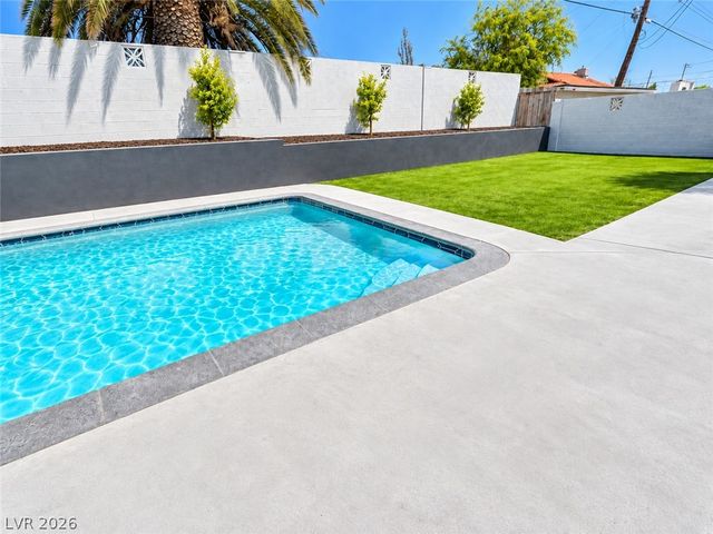 1656 Seneca Lane, Las Vegas, NV 89169